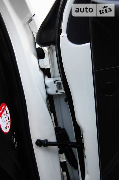 Позашляховик / Кросовер Kia Sorento 2011 в Умані