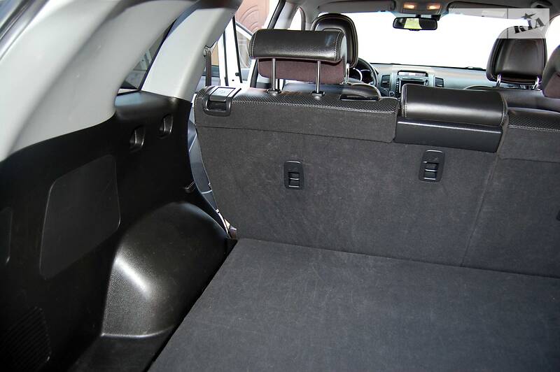 Позашляховик / Кросовер Kia Sorento 2011 в Умані