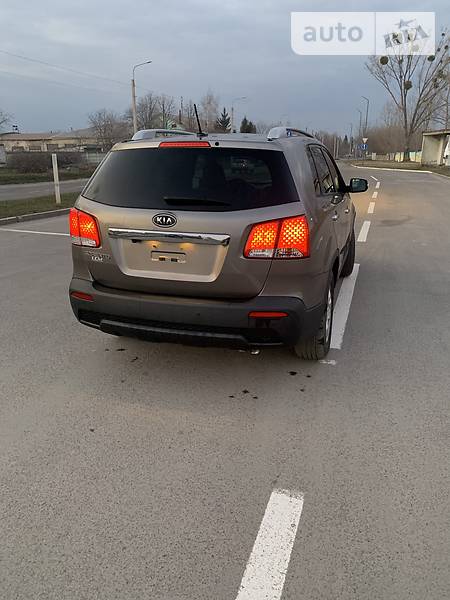 Позашляховик / Кросовер Kia Sorento 2013 в Рівному