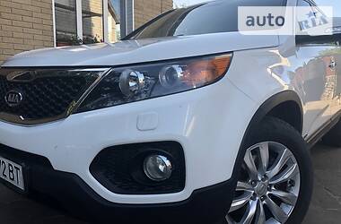 Позашляховик / Кросовер Kia Sorento 2010 в 