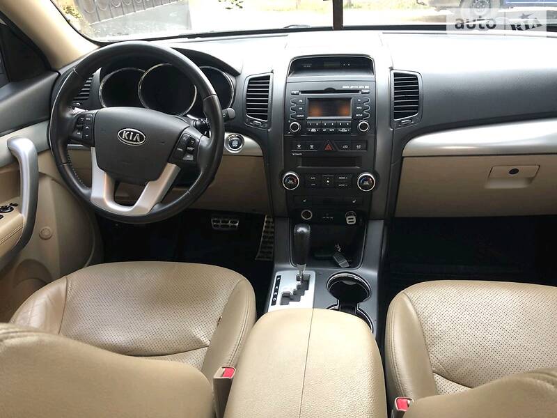 Позашляховик / Кросовер Kia Sorento 2010 в Черкасах
