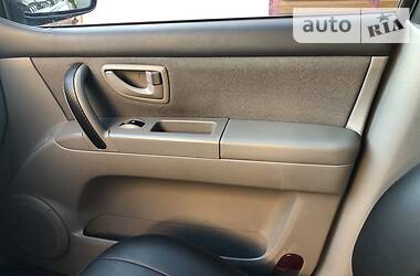 Позашляховик / Кросовер Kia Sorento 2005 в 