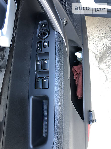 Позашляховик / Кросовер Kia Sorento 2014 в Одесі
