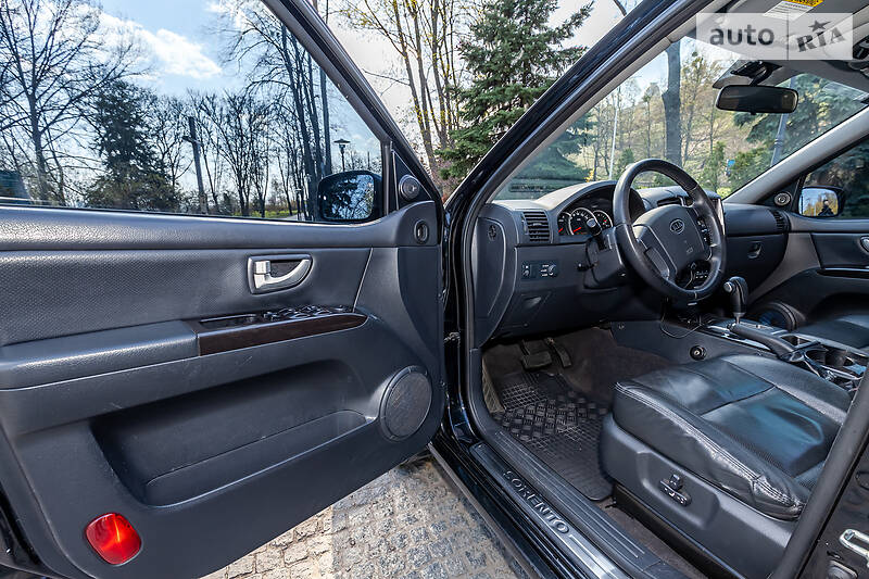 Позашляховик / Кросовер Kia Sorento 2010 в Києві