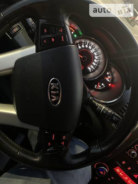 Позашляховик / Кросовер Kia Sorento 2010 в Івано-Франківську