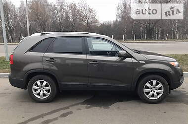 Позашляховик / Кросовер Kia Sorento 2009 в 