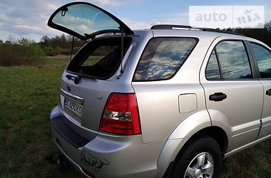 Позашляховик / Кросовер Kia Sorento 2007 в 