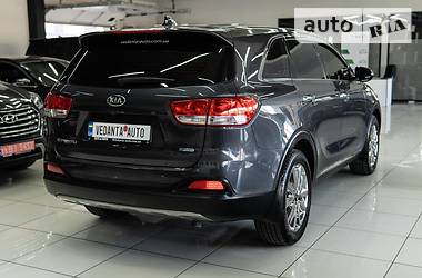 Внедорожник / Кроссовер Kia Sorento 2016 в Одессе