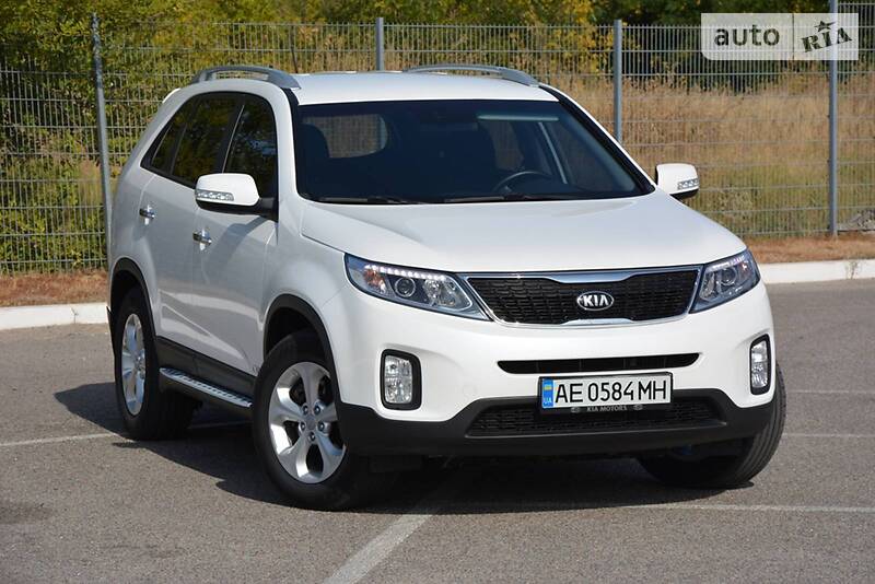 Внедорожник / Кроссовер Kia Sorento 2014 в Днепре