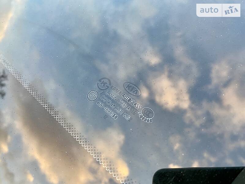 Позашляховик / Кросовер Kia Sorento 2012 в Києві фото 13 Позашляховик / Кросовер Kia Sorento 2012 в Києві