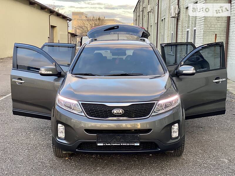 Позашляховик / Кросовер Kia Sorento 2012 в Києві фото 16 Позашляховик / Кросовер Kia Sorento 2012 в Києві