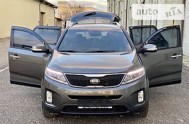Внедорожник / Кроссовер Kia Sorento 2012 в 