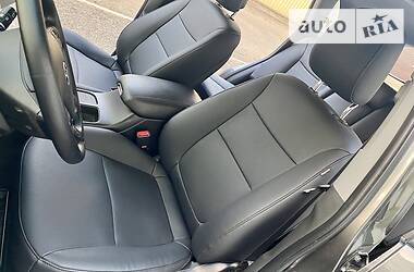 Внедорожник / Кроссовер Kia Sorento 2012 в 