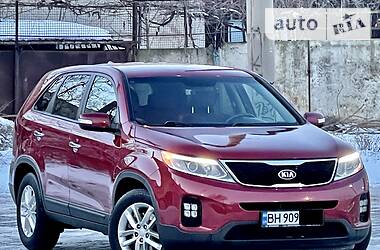 Позашляховик / Кросовер Kia Sorento 2015 в Одесі