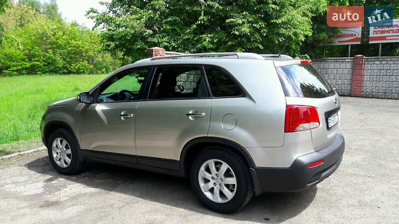 Внедорожник / Кроссовер Kia Sorento 2012 в Хмельницком