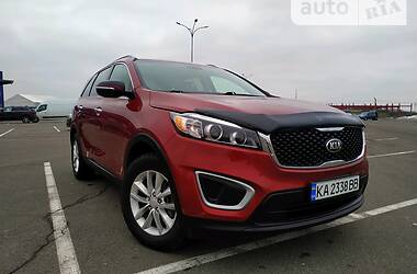 Позашляховик / Кросовер Kia Sorento 2016 в Києві