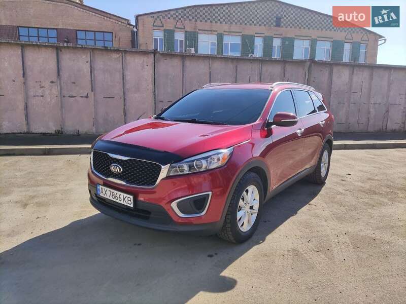 Внедорожник / Кроссовер Kia Sorento 2016 в 