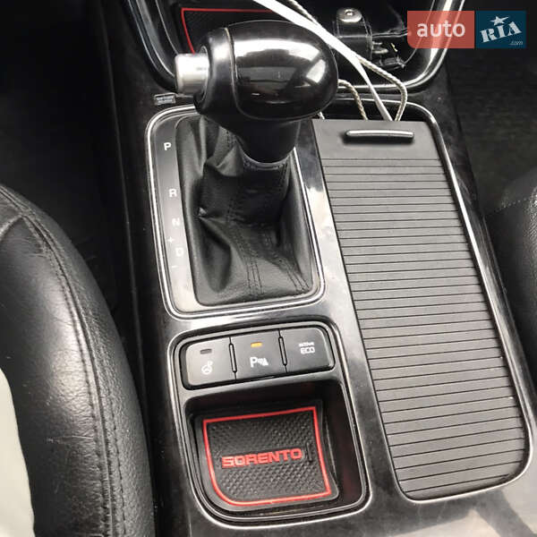 Внедорожник / Кроссовер Kia Sorento 2013 в Ивано-Франковске