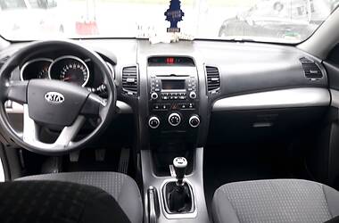 Позашляховик / Кросовер Kia Sorento 2011 в Покровську