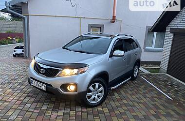 Внедорожник / Кроссовер Kia Sorento 2010 в 