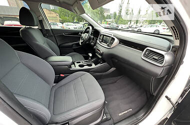 Внедорожник / Кроссовер Kia Sorento 2019 в 