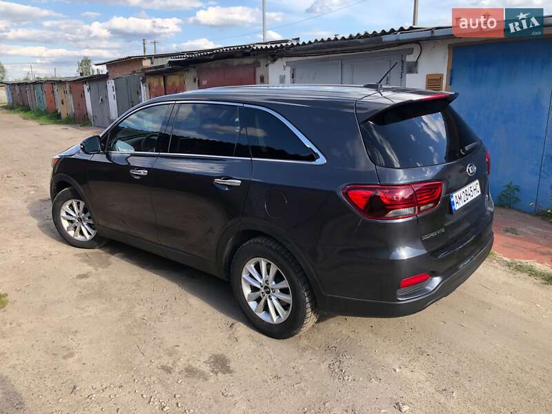 Позашляховик / Кросовер Kia Sorento 2018 в Житомирі