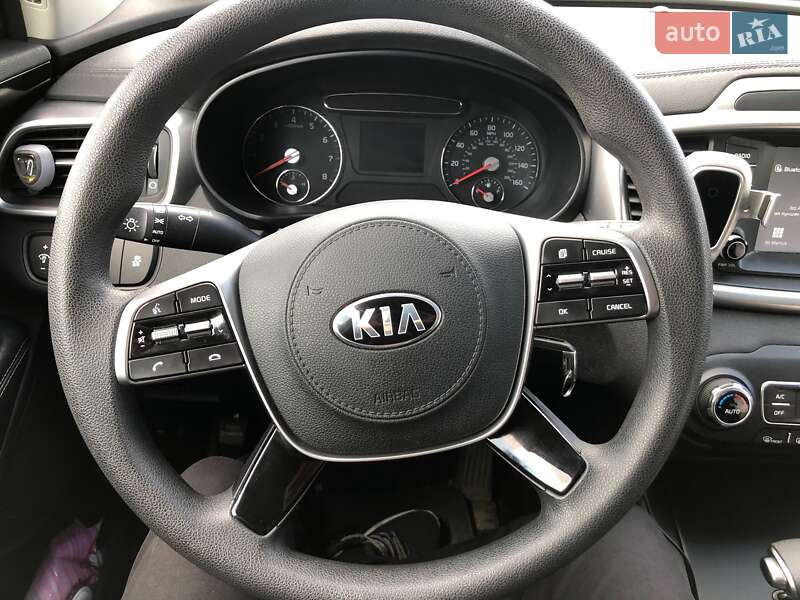 Позашляховик / Кросовер Kia Sorento 2018 в Житомирі