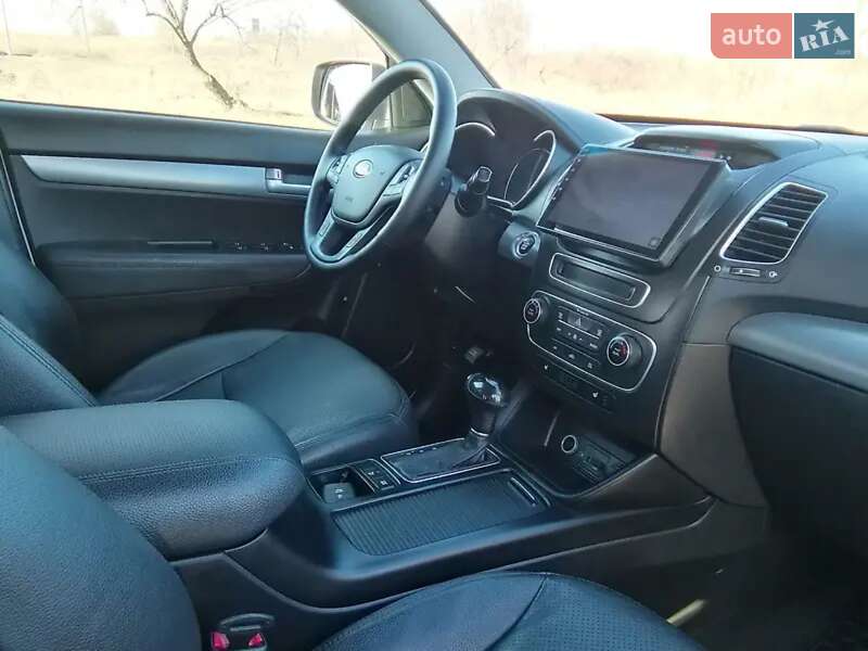 Внедорожник / Кроссовер Kia Sorento 2013 в Одессе