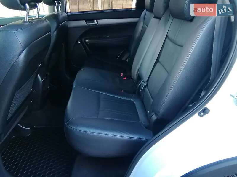 Внедорожник / Кроссовер Kia Sorento 2013 в Одессе