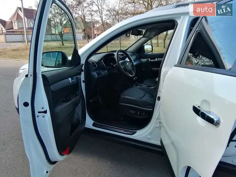 Внедорожник / Кроссовер Kia Sorento 2013 в Одессе