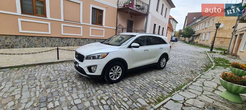 Внедорожник / Кроссовер Kia Sorento 2015 в Каменец-Подольском