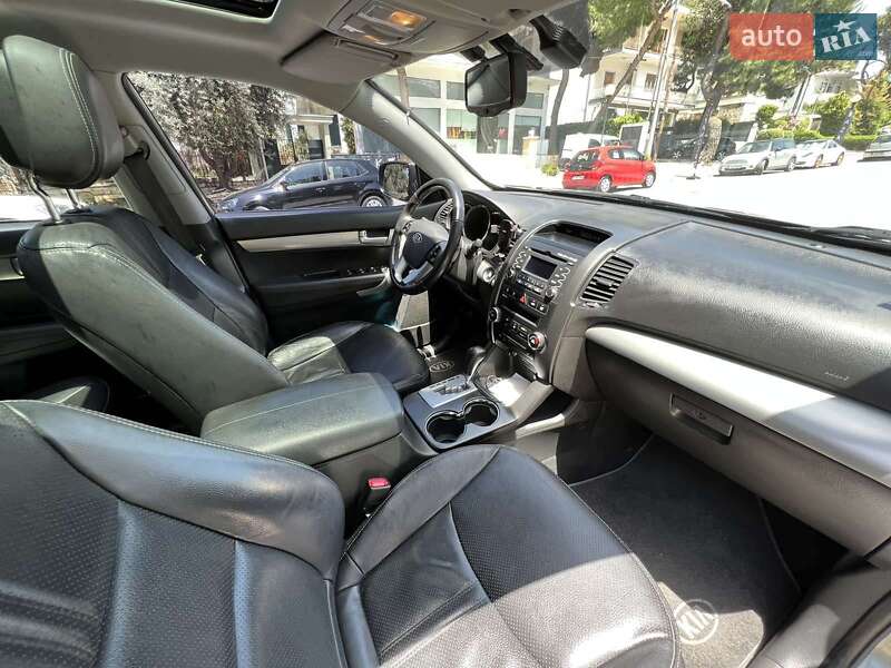 Позашляховик / Кросовер Kia Sorento 2010 в Миколаєві