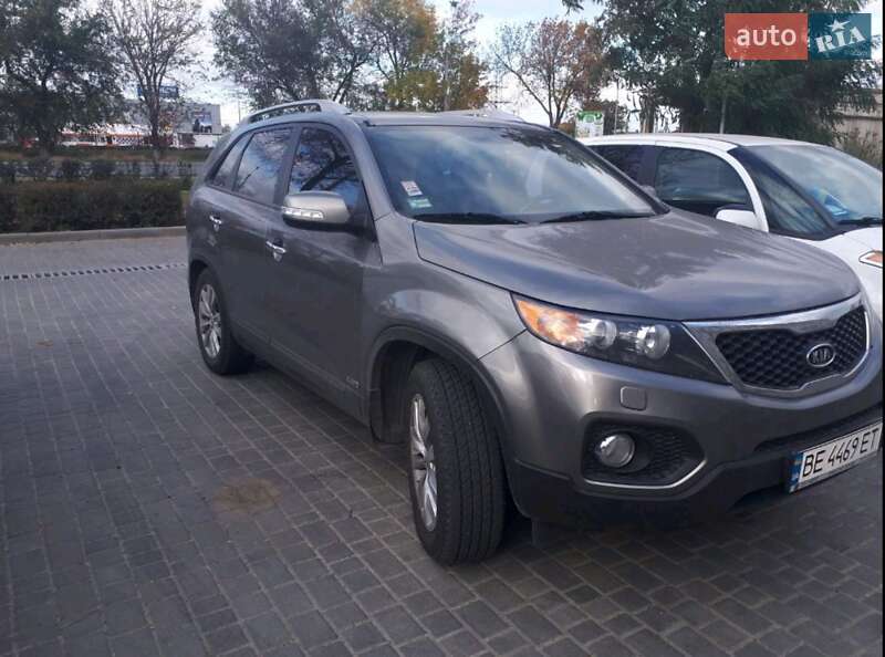 Позашляховик / Кросовер Kia Sorento 2010 в Миколаєві