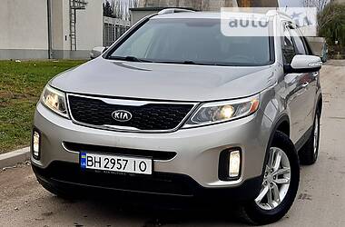 Позашляховик / Кросовер Kia Sorento 2014 в 