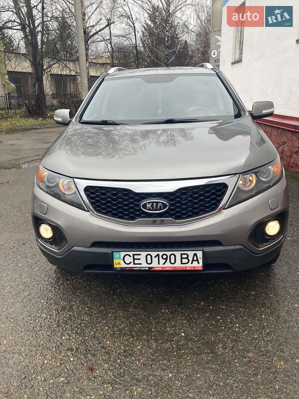 Внедорожник / Кроссовер Kia Sorento 2012 в Черновцах