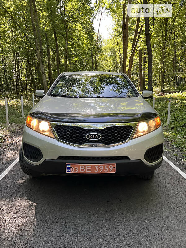 Внедорожник / Кроссовер Kia Sorento 2010 в Луцке