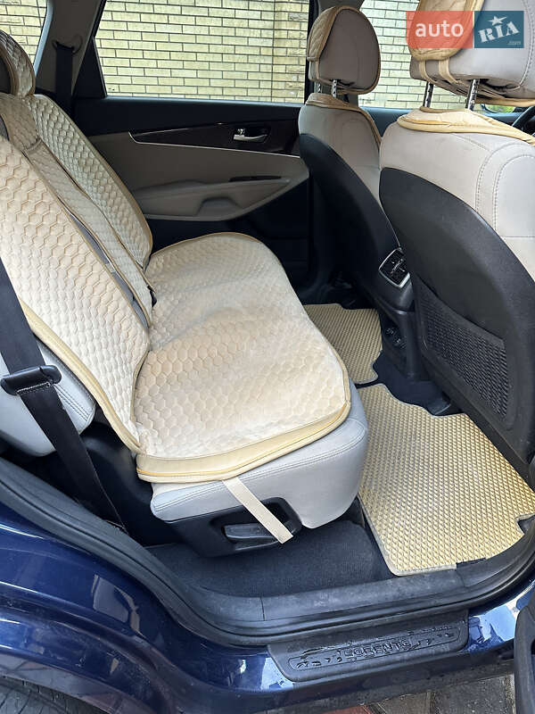 Внедорожник / Кроссовер Kia Sorento 2016 в Кременчуге фото 7 Внедорожник / Кроссовер Kia Sorento 2016 в Кременчуге