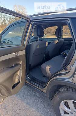 Внедорожник / Кроссовер Kia Sorento 2011 в 