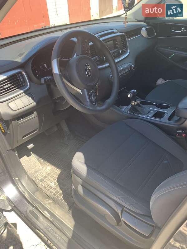 Внедорожник / Кроссовер Kia Sorento 2015 в Ровно