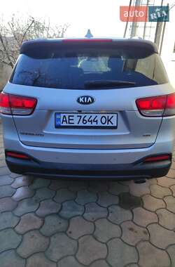 Внедорожник / Кроссовер Kia Sorento 2015 в Днепре
