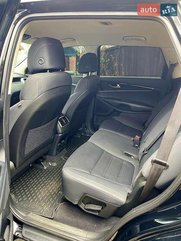 Внедорожник / Кроссовер Kia Sorento 2016 в Полтаве