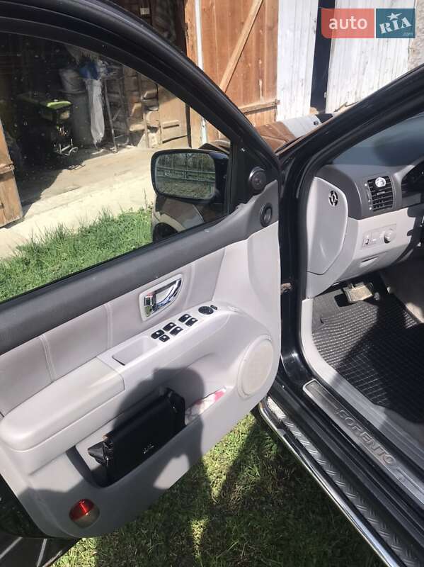 Внедорожник / Кроссовер Kia Sorento 2005 в Ивано-Франковске