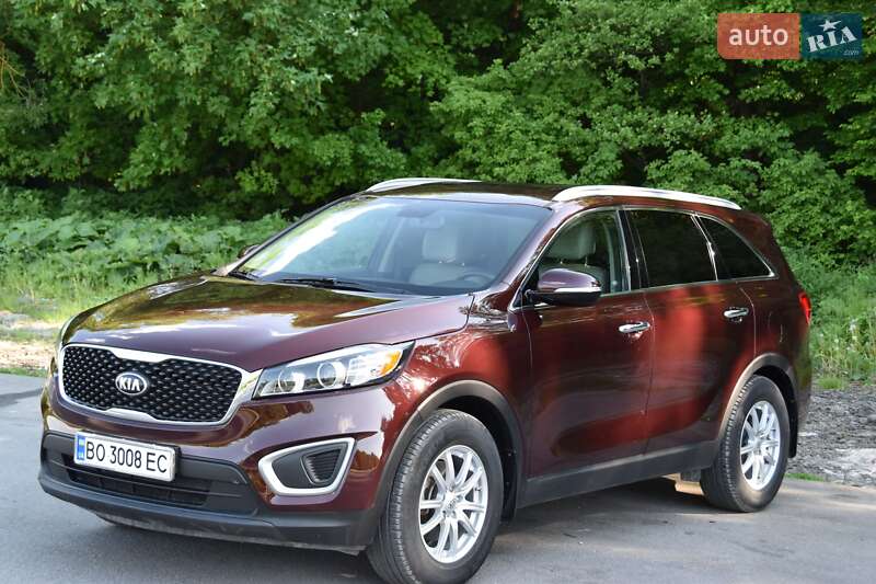 Внедорожник / Кроссовер Kia Sorento 2016 в 