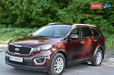 Внедорожник / Кроссовер Kia Sorento 2016 в Чорткове