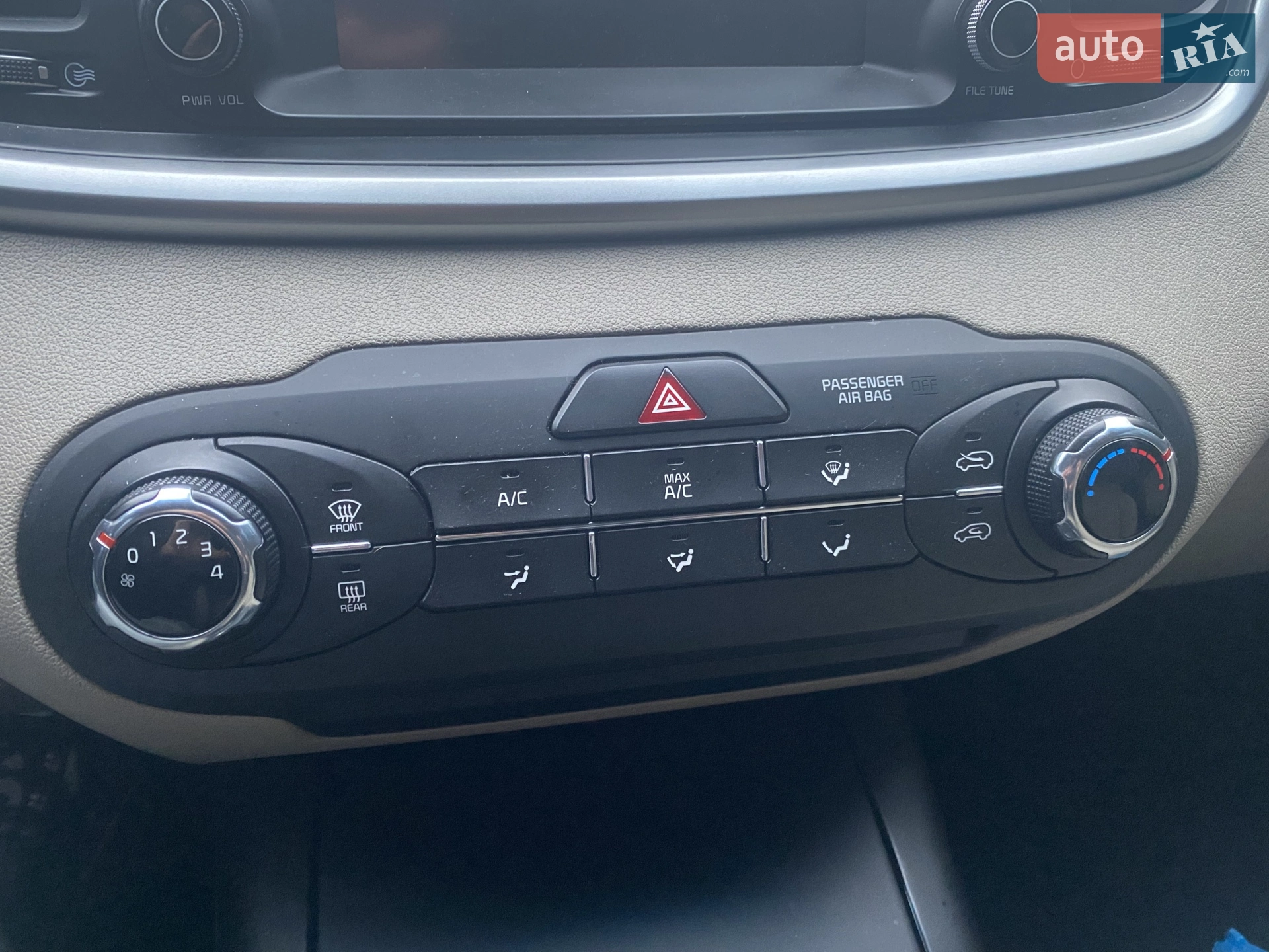 2019 Kia Sorento - мініатюра 10