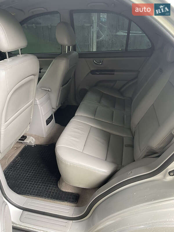 Позашляховик / Кросовер Kia Sorento 2008 в Верховині