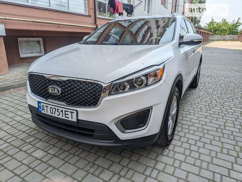 Внедорожник / Кроссовер Kia Sorento 2017 в Ивано-Франковске