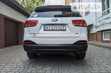 Внедорожник / Кроссовер Kia Sorento 2017 в Ивано-Франковске