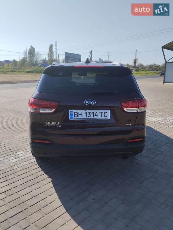 Позашляховик / Кросовер Kia Sorento 2016 в Одесі