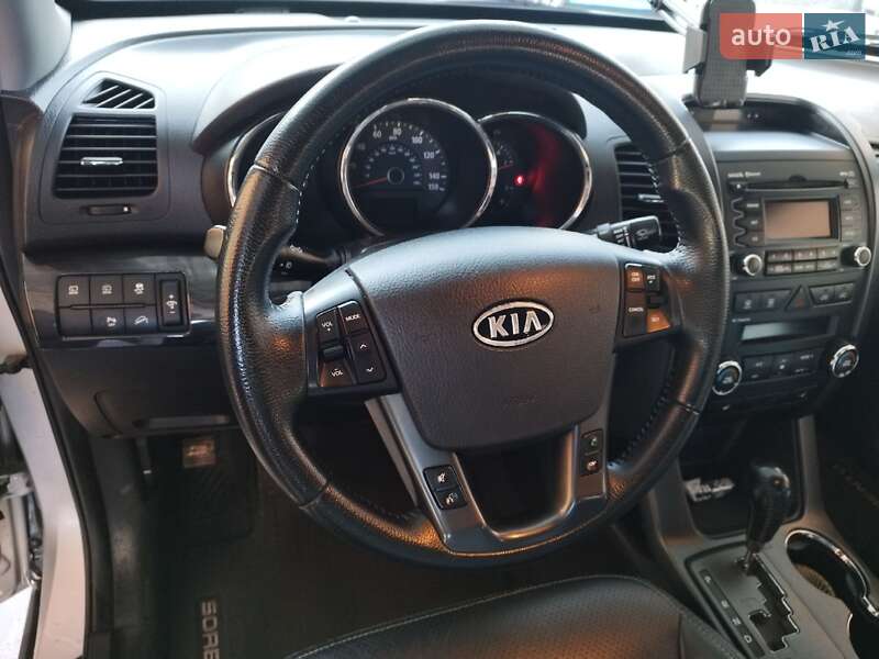 Внедорожник / Кроссовер Kia Sorento 2010 в Одессе